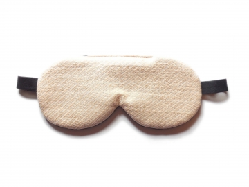 Voted best sleep mask with undyed organic fabric